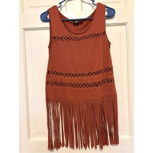 Rock & Republic Sleeveless blouse festival summer cutout size small Fringe comfy